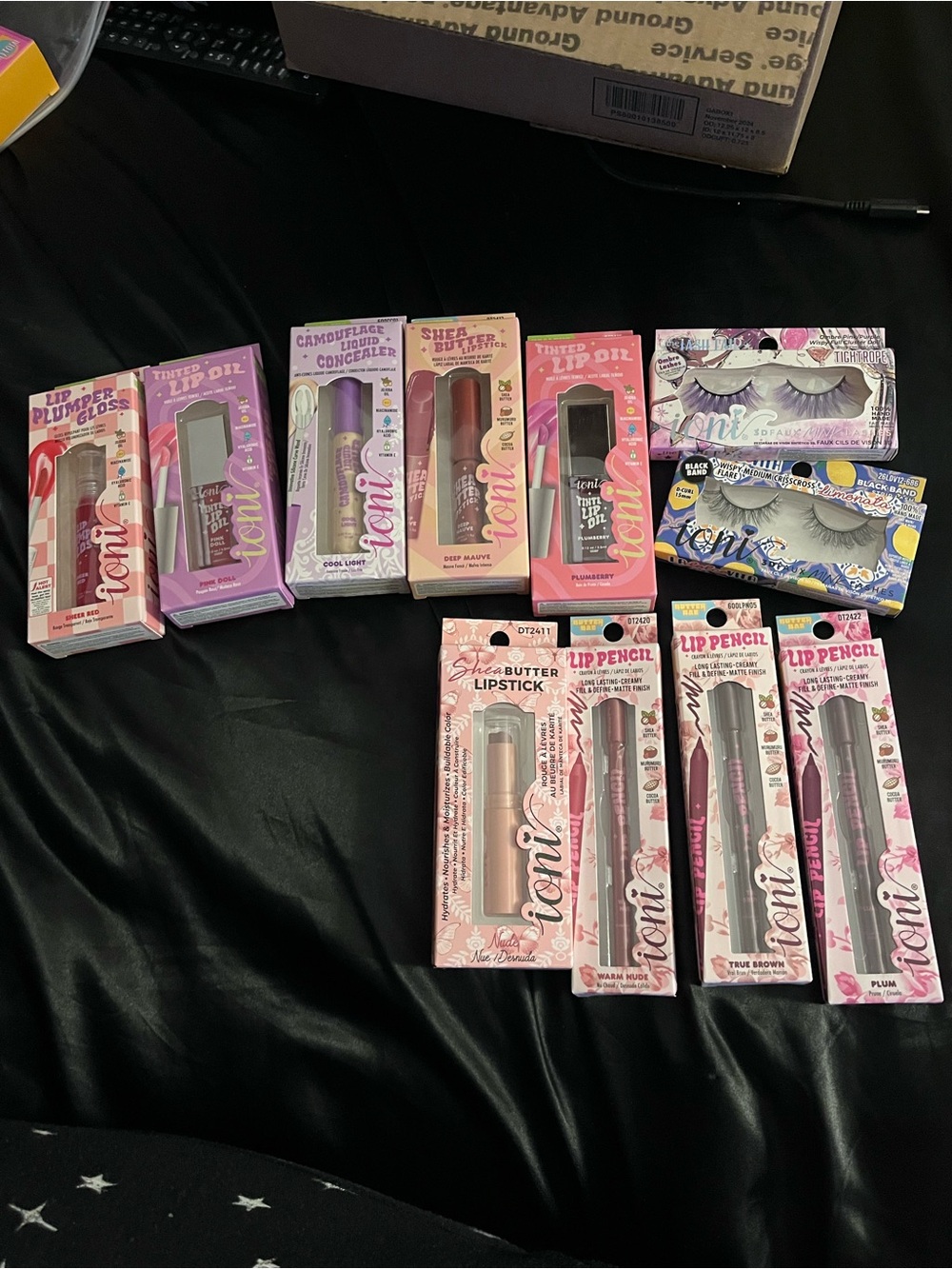 NWT NIB 11PC IONI BUNDLE LIP, LASHES, CONCEALER